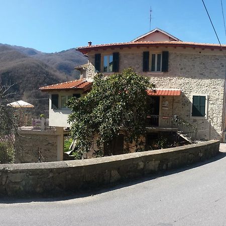 הוילה Pieve di Teco A Ca Du Barbijun מראה חיצוני תמונה